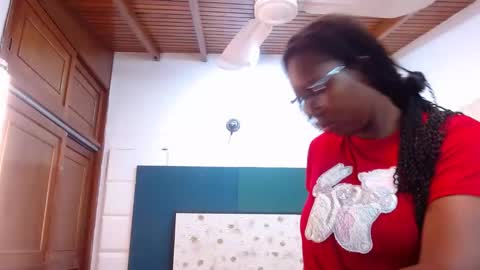 S A R A online show from 24, 11, 2025