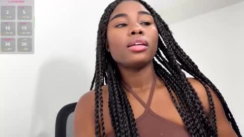 Snapshot of sara_muscle chatting on 3, 2, 2026 Sara online show from 3, 2, 2026