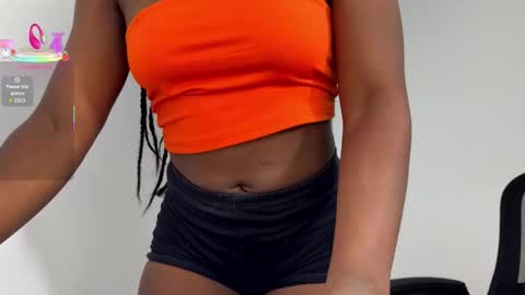 Snapshot of sara_muscle chatting on 7, 2, 2026 Sara online show from 7, 2, 2026