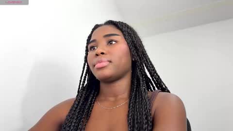 Snapshot of sara_muscle chatting on 8, 2, 2026 Sara online show from 8, 2, 2026