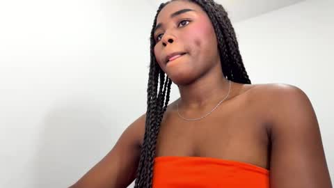 Snapshot of sara_muscle chatting on 25, 2, 2026 Sara online show from 25, 2, 2026