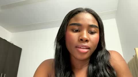 Snapshot of sara_muscle chatting on 23, 7, 2026 Sara online show from 23, 7, 2026