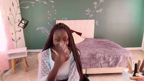 S A R A online show from 8, 3, 2025