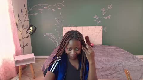 S A R A online show from 12, 3, 2025