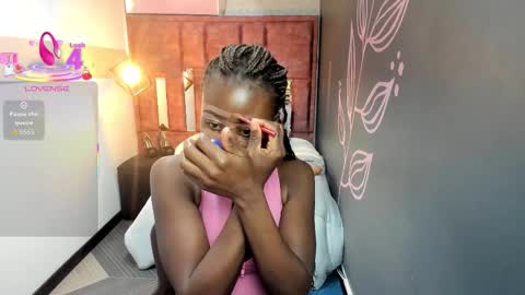 S A R A online show from 10, 9, 2025