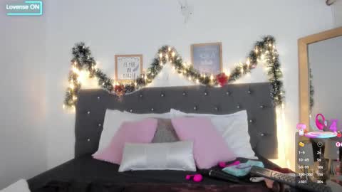 Sara  online show from 15, 12, 2025