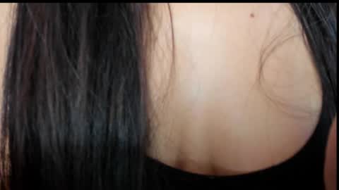 Snapshot of sara_rhoades_ chatting on 25, 11, 2025 Sara online show from 25, 11, 2025