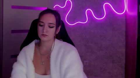 Snapshot of sara_rossse chatting on 2, 10, 2025 Sara online show from 2, 10, 2025