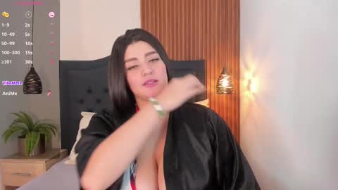 Snapshot of sara_stone17 chatting on 4, 3, 2025  -  online show from 4, 3, 2025