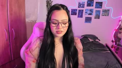          online show from 6, 3, 2026