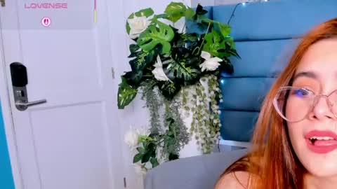 Snapshot of saraalvarezx chatting on 10, 6, 2026 Sara Alvarezx online show from 10, 6, 2026