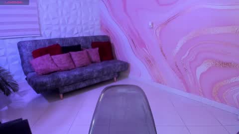 Sara online show from 4, 1, 2025