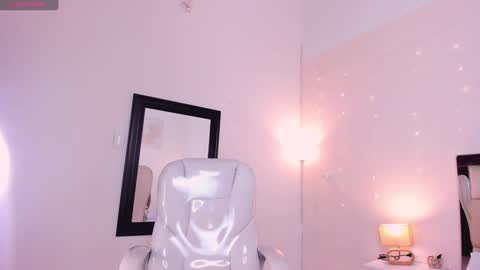 Snapshot of saraandstiven chatting on 24, 1, 2025 Sara And Stiven online show from 24, 1, 2025