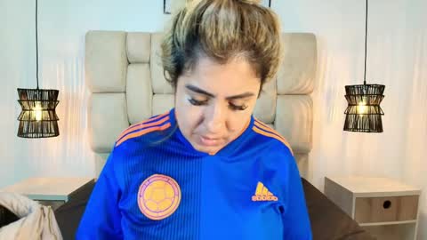 Snapshot of sarablonde_t chatting on 2, 6, 2026 sarablonde_t online show from 2, 6, 2026