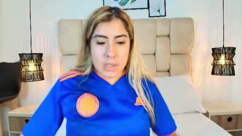 Snapshot of sarablonde_t chatting on 17, 6, 2026 sarablonde_t online show from 17, 6, 2026