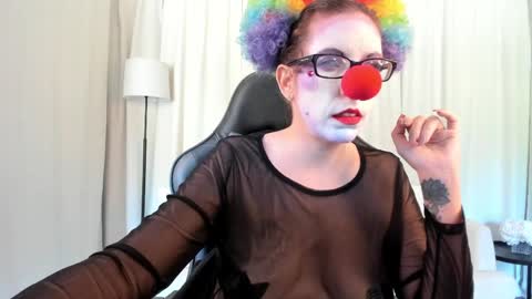 Snapshot of saradesirexo chatting on 8, 5, 2026 Sara Desire online show from 8, 5, 2026