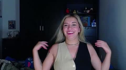 saradiazxxx online show from 9, 3, 2026