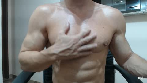 saradorj92 online show from 8, 2, 2025