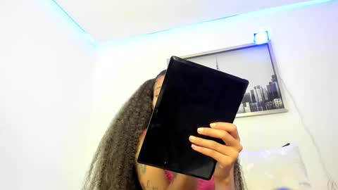 sarah_ashbourne online show from 30, 10, 2025