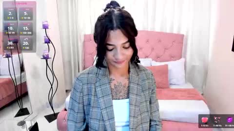 Snapshot of sarah_curtis chatting on 28, 2, 2025 Sarah online show from 28, 2, 2025