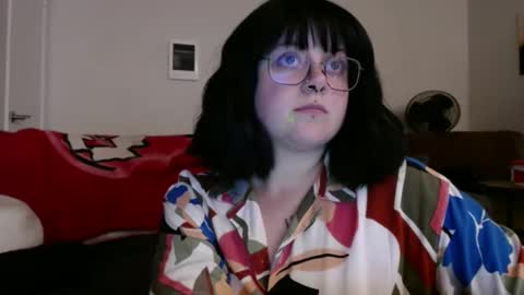 Sarah online show from 6, 3, 2025