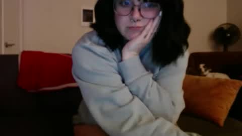 Sarah online show from 12, 3, 2025