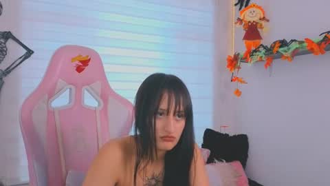 Sarah Ramirez online show from 27, 10, 2025