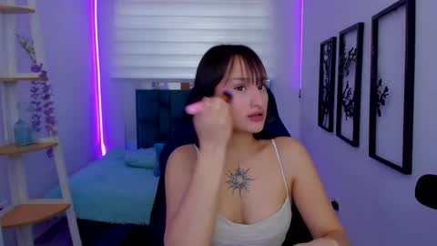 Sarah Ramirez online show from 13, 11, 2025