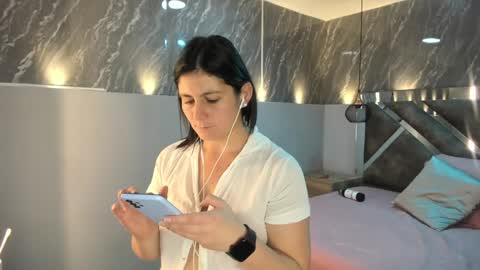 Snapshot of sarahdeyvis chatting on 29, 12, 2024 Sarah Deyvis online show from 29, 12, 2024