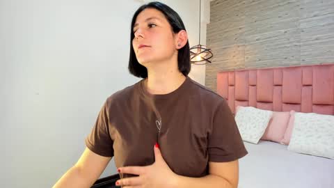 Snapshot of sarahdeyvis chatting on 21, 1, 2025 Sarah Deyvis online show from 21, 1, 2025