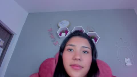 Snapshot of sarahevans__ chatting on 10, 1, 2025 Sarah Evans online show from 10, 1, 2025