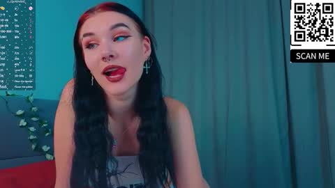 Sarah  online show from 4, 10, 2025