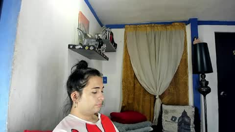 Snapshot of sarahjey chatting on 8, 6, 2026 SARAHJEY online show from 8, 6, 2026