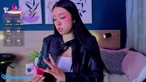 Snapshot of sarahmiler_ chatting on 2, 4, 2026 Sarah online show from 2, 4, 2026