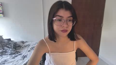 Sarah  online show from 21, 9, 2025