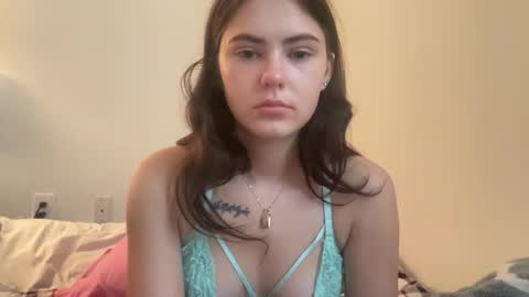 SarahxOliver online show from 20, 12, 2024