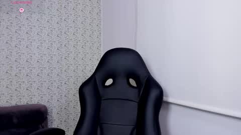 Snapshot of sarajonesxxx chatting on 16, 12, 2025 Sara jones online show from 16, 12, 2025