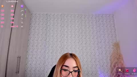 Snapshot of sarajonesxxx chatting on 7, 2, 2026 Sara jones online show from 7, 2, 2026