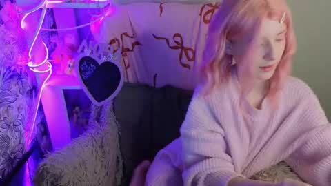 Snapshot of sarakaell chatting on 2, 2, 2026 Sara online show from 2, 2, 2026