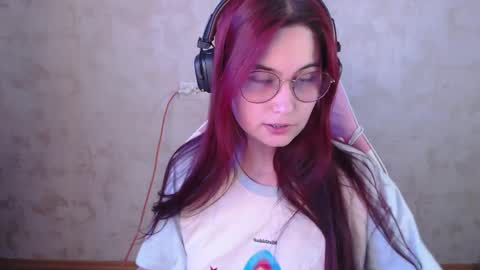 Snapshot of sarakinski chatting on 25, 5, 2026 Sara online show from 25, 5, 2026