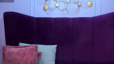   online show from 30, 11, 2025