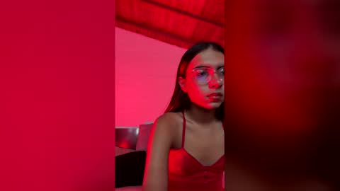 sarasaenz999 online show from 3, 3, 2026