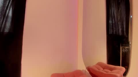 Sara  online show from 10, 3, 2025