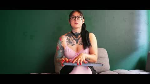 Sara Herrera online show from 10, 5, 2026