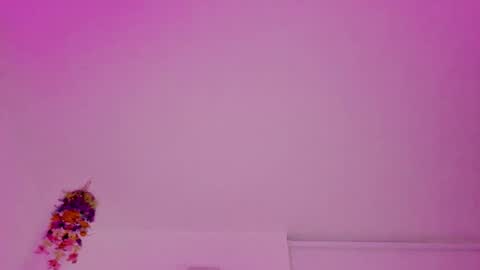 Snapshot of saray2312 chatting on 1, 10, 2025 Saray online show from 1, 10, 2025