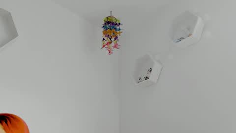 Saray  online show from 3, 11, 2025