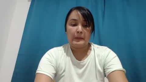 Snapshot of sarayx chatting on 2, 2, 2025 mery online show from 2, 2, 2025