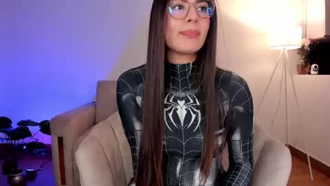 Snapshot of sarita_3 chatting on 18, 9, 2025 Sarita Lozano online show from 18, 9, 2025