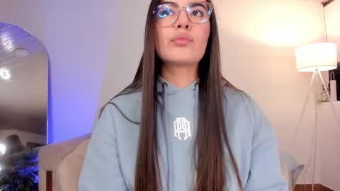 Sarita Lozano online show from 10, 11, 2025