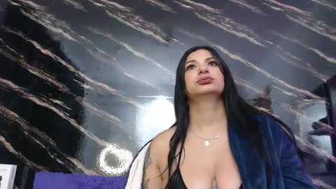 Snapshot of sarita_multisquirt chatting on 8, 4, 2026 Sara online show from 8, 4, 2026